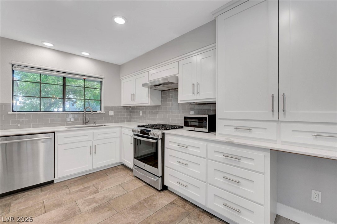 5253 Drifting Sands Court