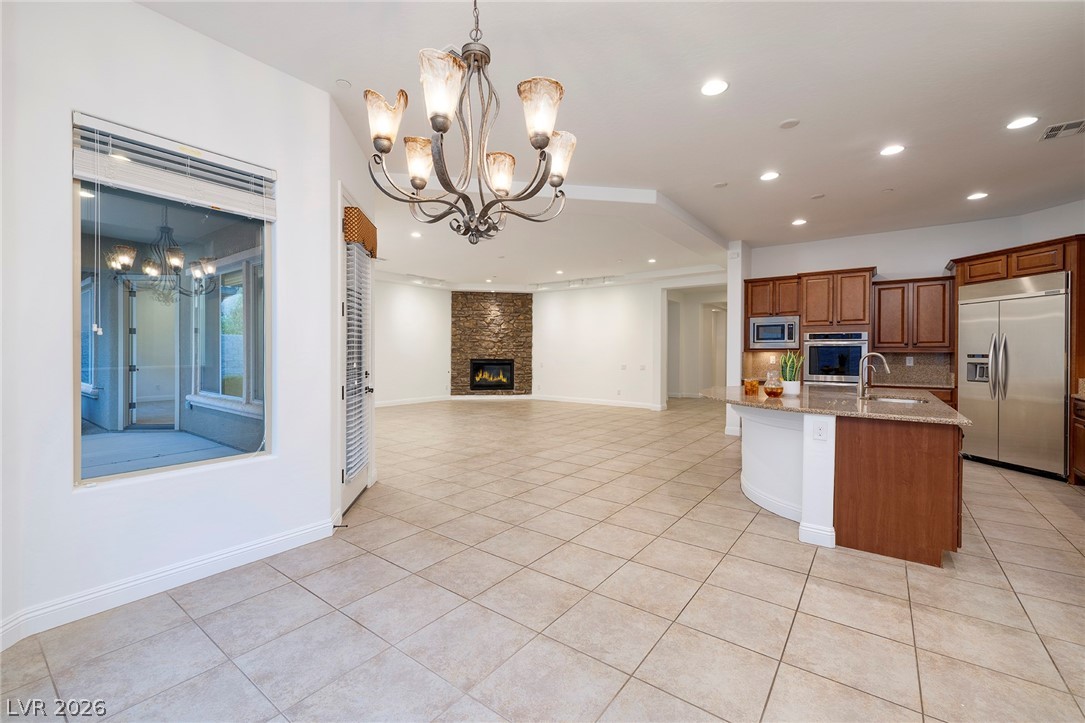 2720 Bonaparte Lane