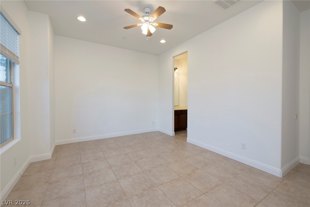 2720 Bonaparte Lane