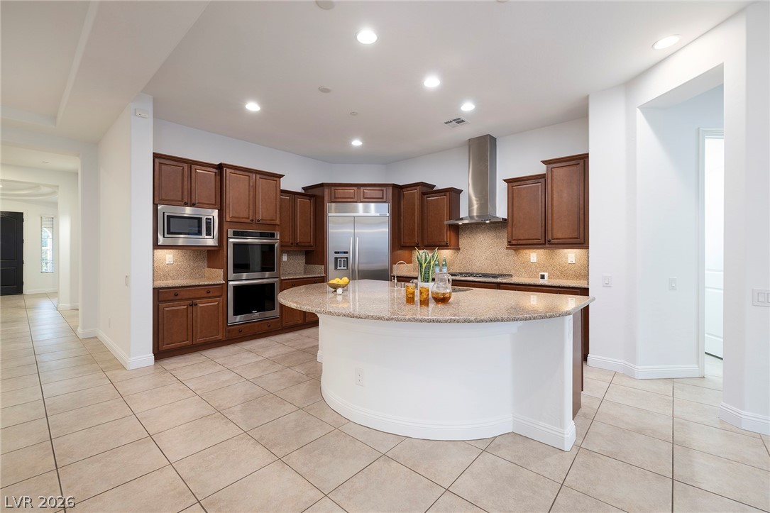 2720 Bonaparte Lane