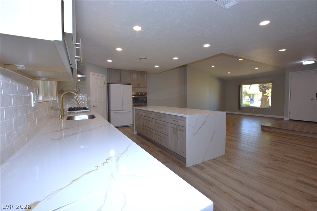 6291 Brea Boulevard