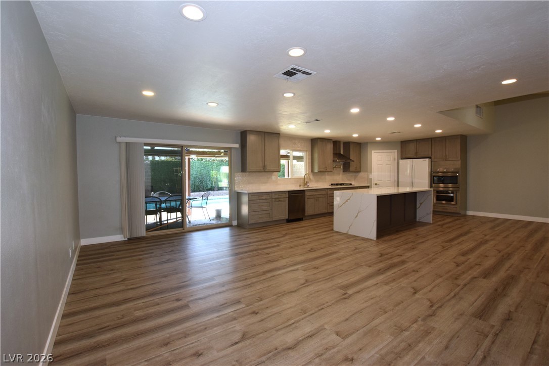 6291 Brea Boulevard