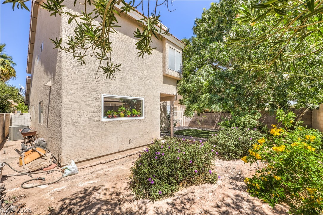 515 Battle Mountain Drive