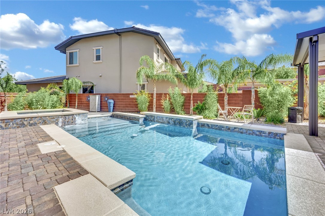 5523 Kyle Peak Court