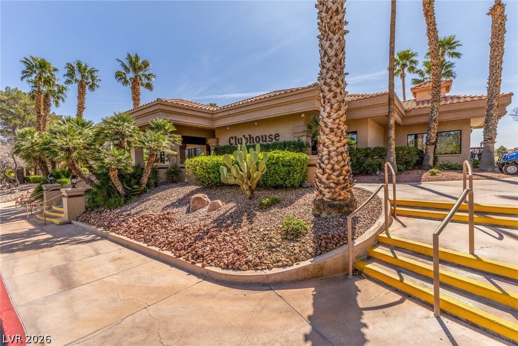 9048 Litchfield Avenue