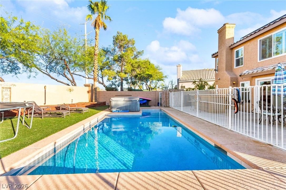 7600 Sea Cliff Way