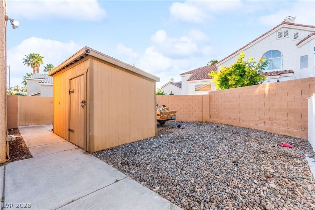 7600 Sea Cliff Way