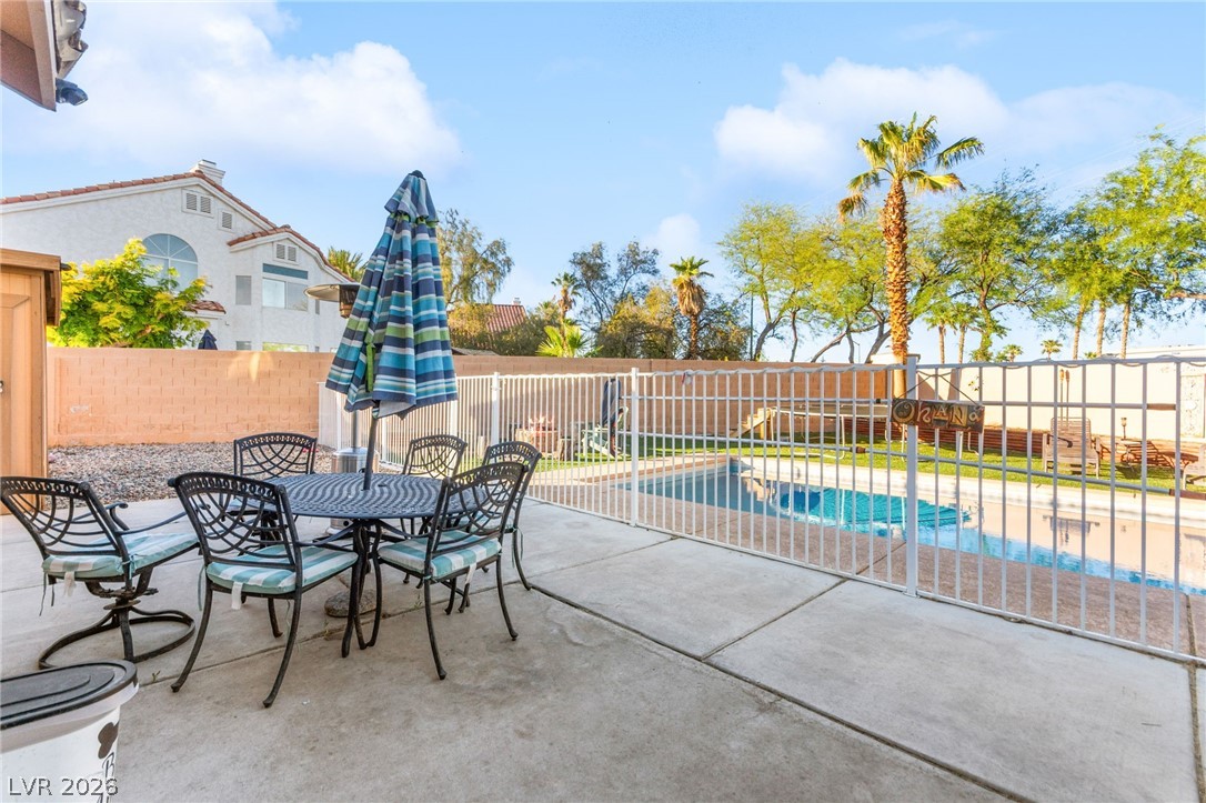 7600 Sea Cliff Way