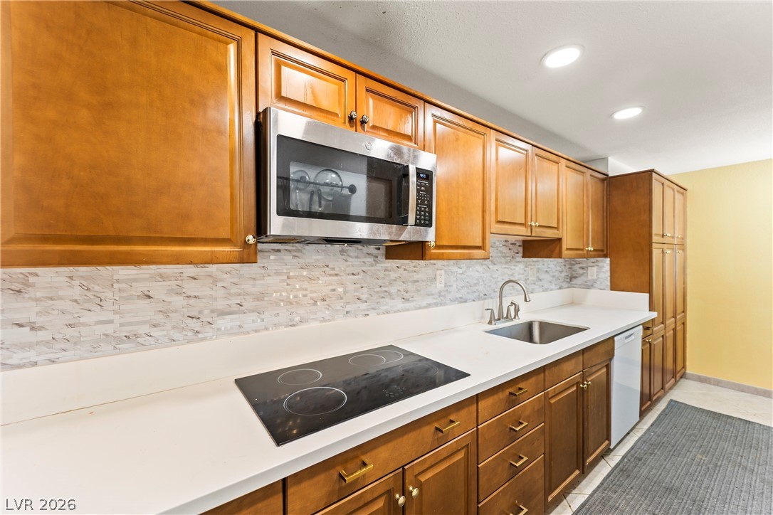 750 South Royal Crest Circle 312