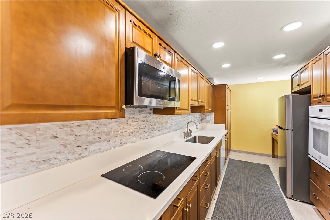 750 South Royal Crest Circle 312