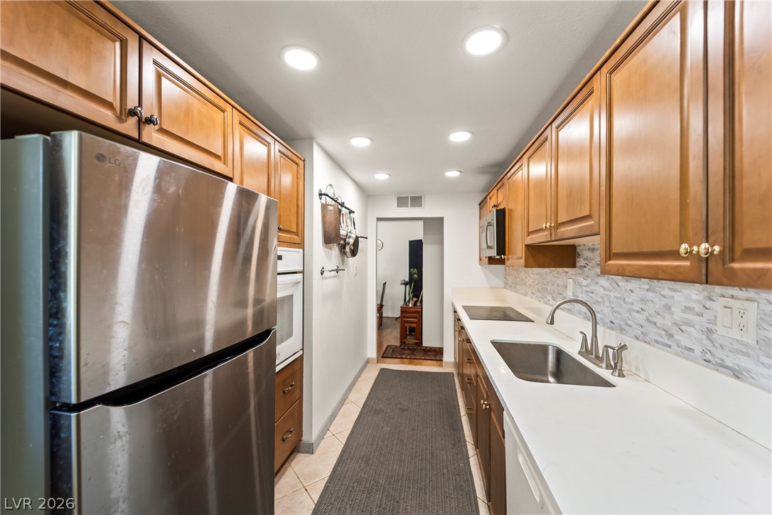 750 South Royal Crest Circle 312
