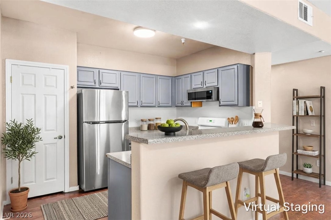 5855 Valley Drive 1043