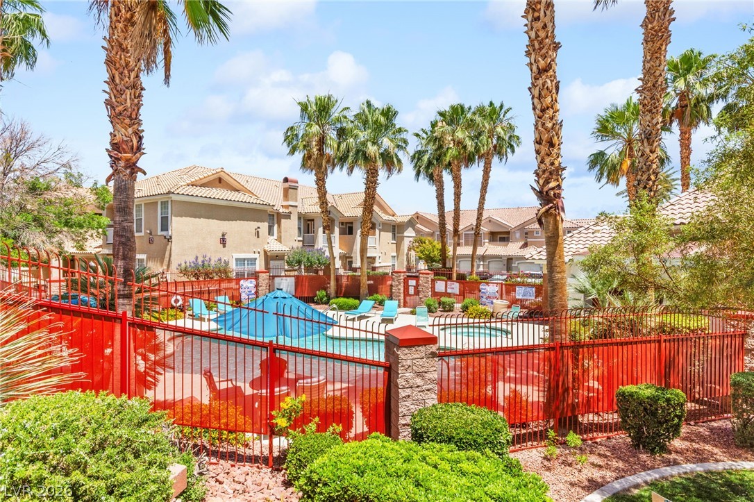 5855 Valley Drive 1043