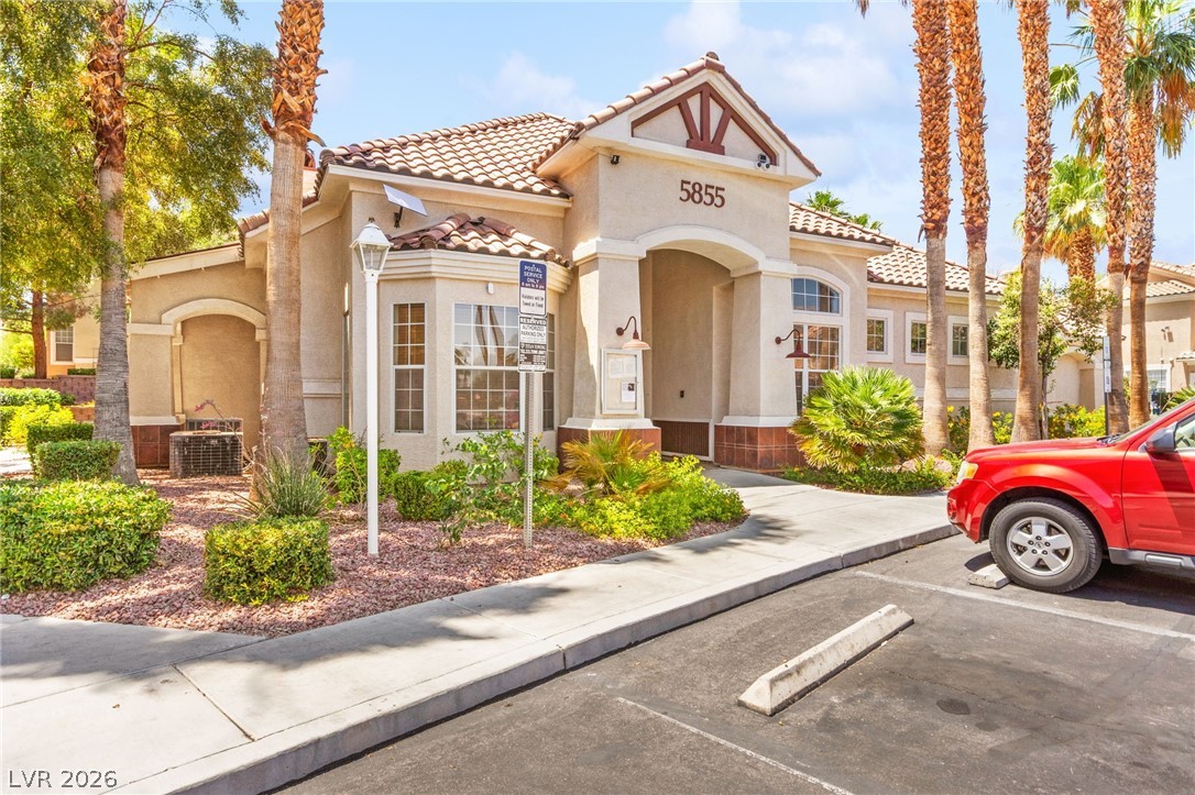 5855 Valley Drive 1043
