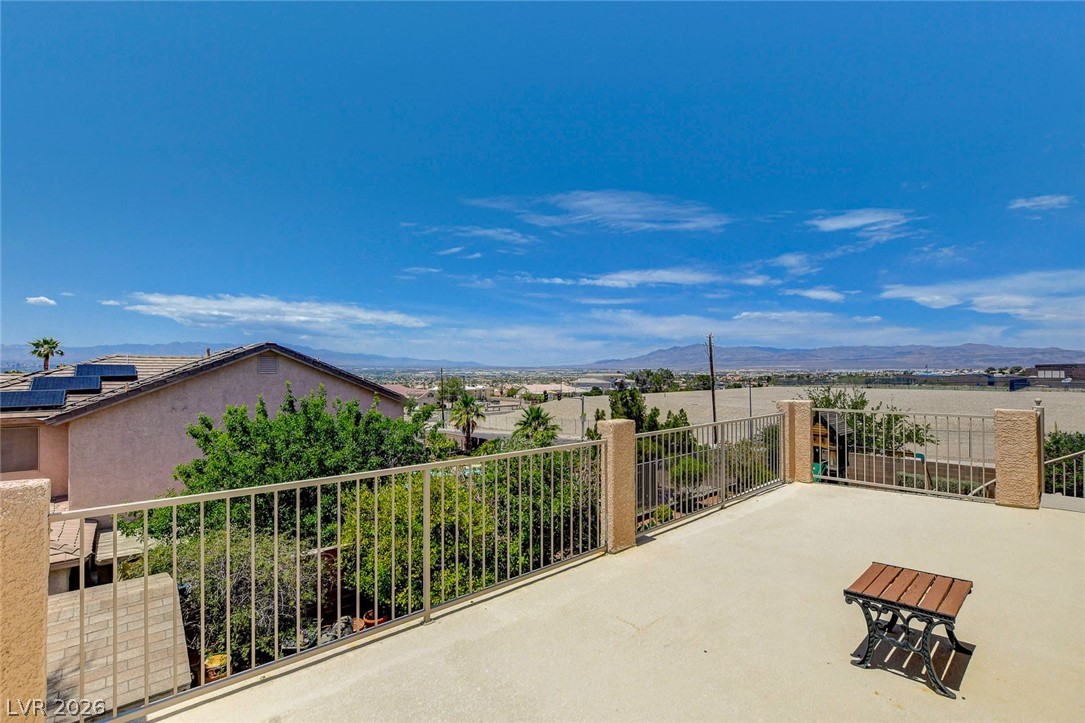 6986 Oakleigh Drive