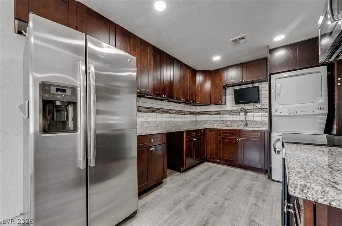 6208 Ilanos Lane