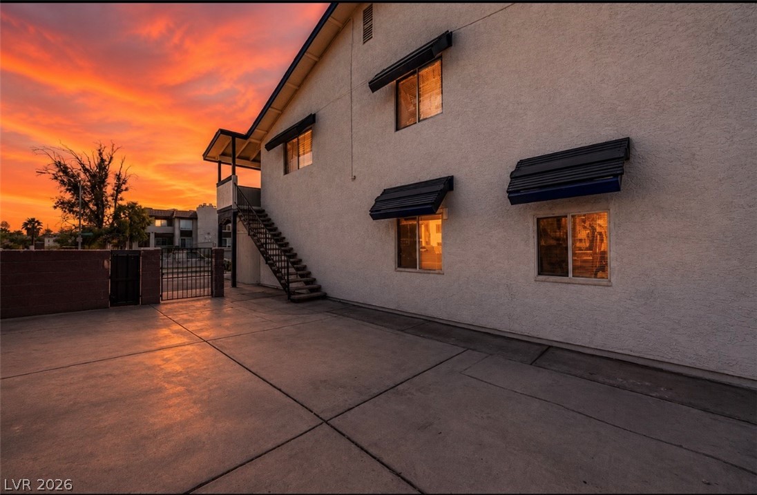 6208 Ilanos Lane