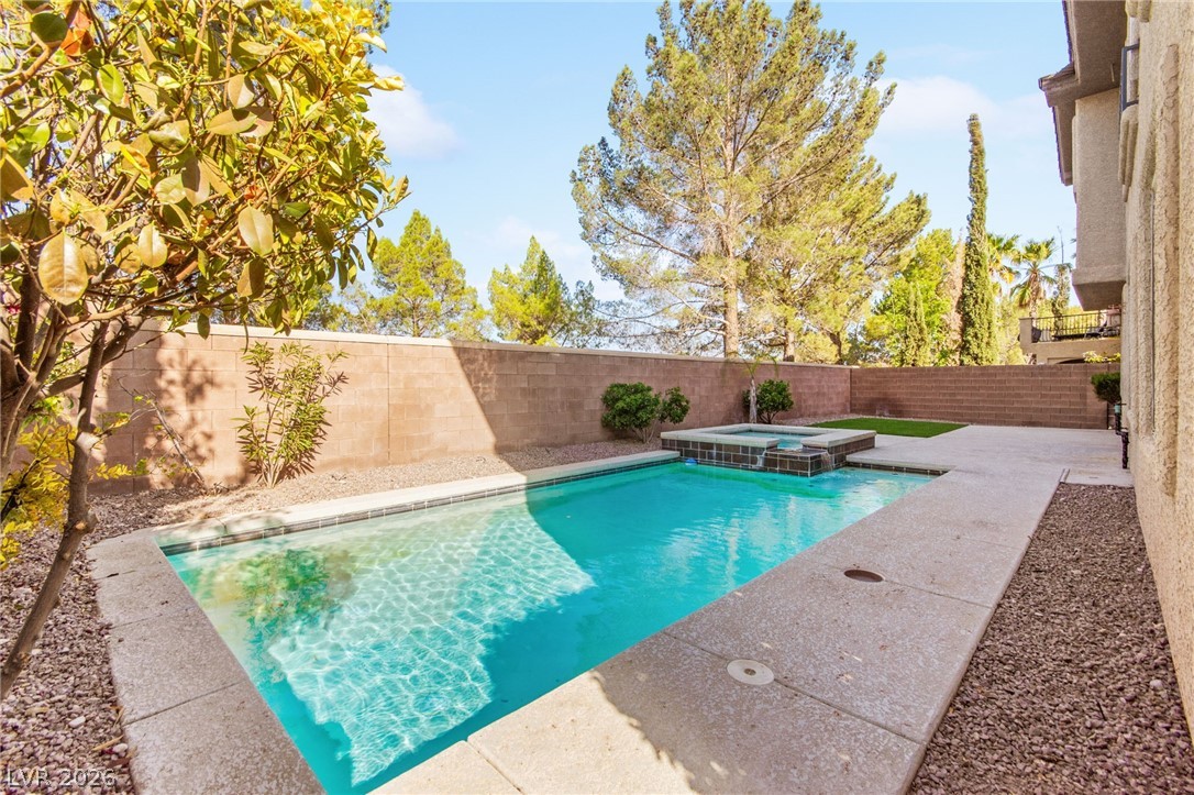 228 Uccello Drive