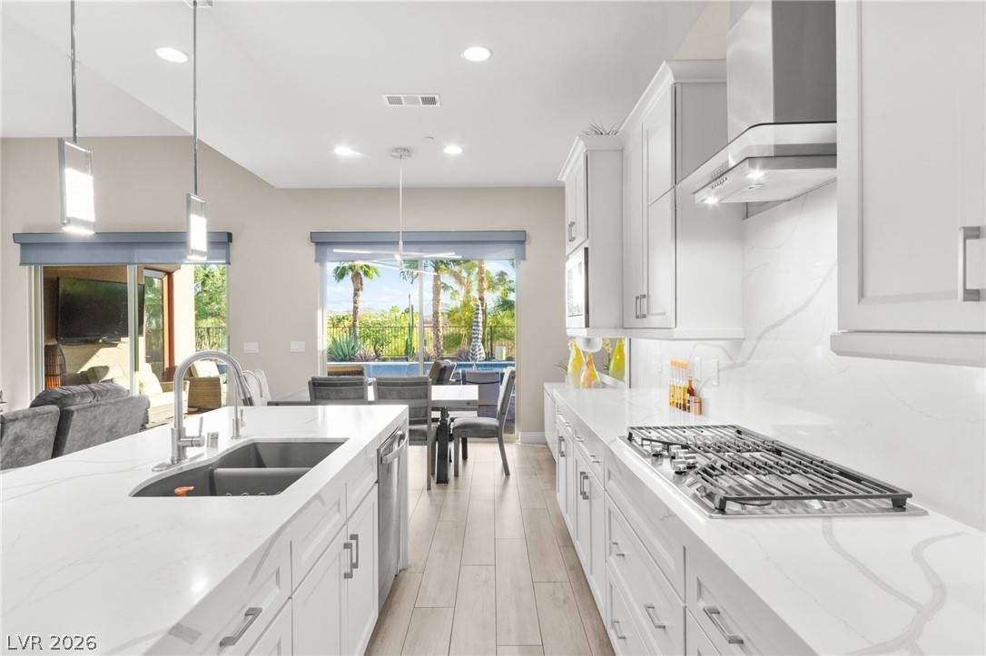 15 Alta Cascata Place