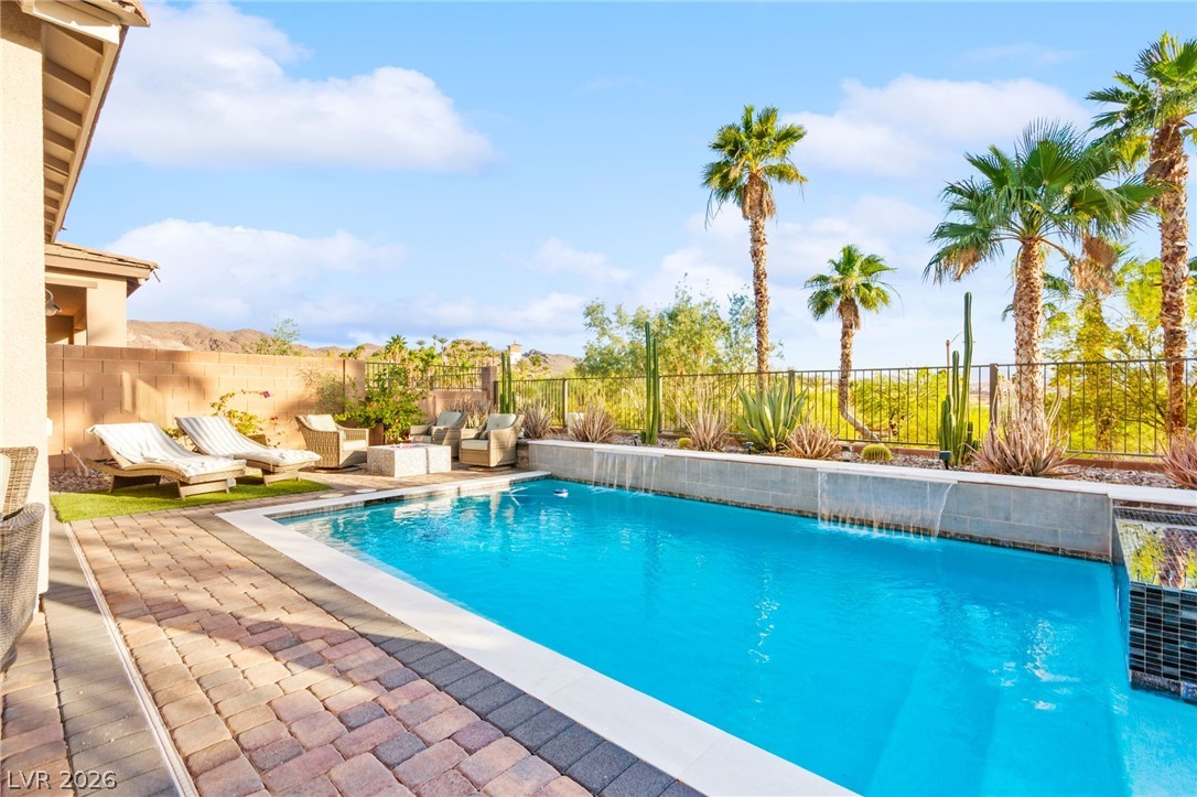 15 Alta Cascata Place