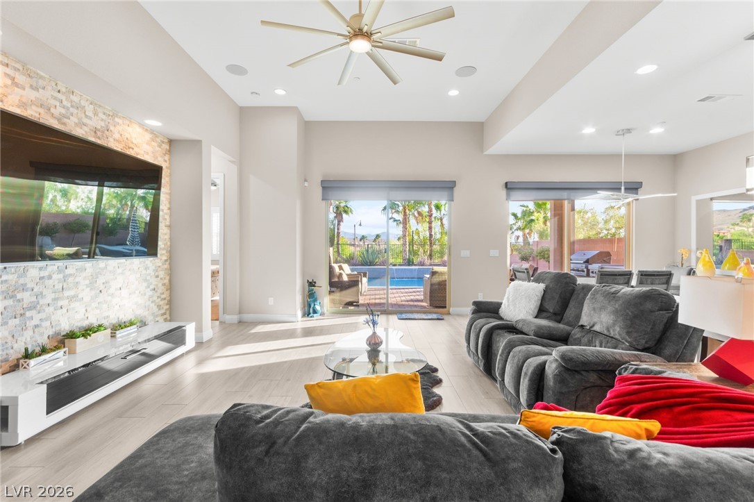 15 Alta Cascata Place
