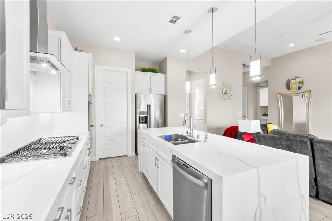 15 Alta Cascata Place