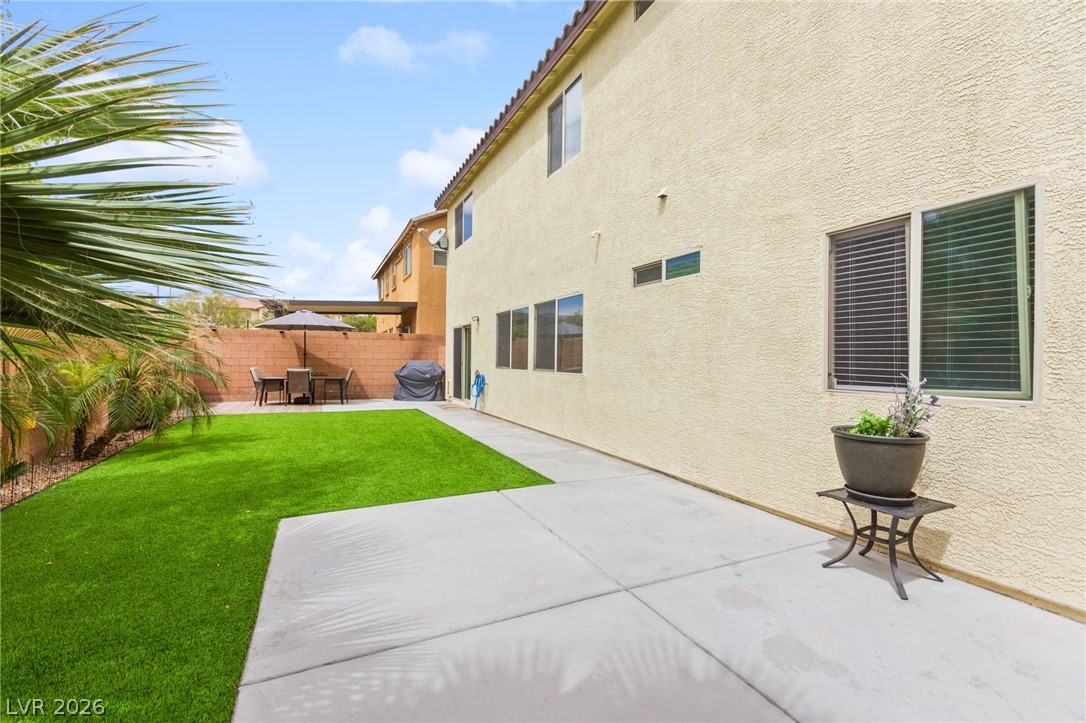 1409 Sandstone View Way