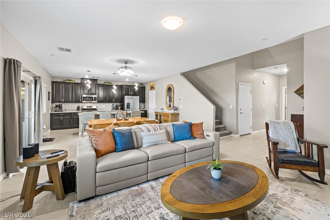 7058 Noah Raven Street