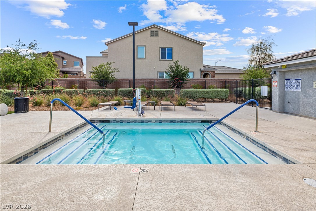 7058 Noah Raven Street