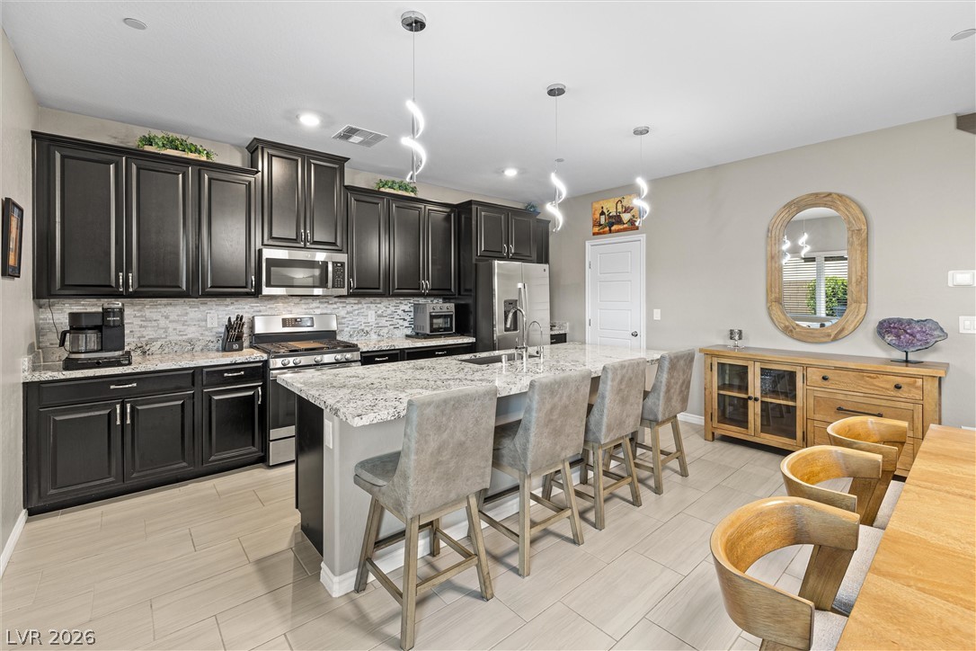 7058 Noah Raven Street