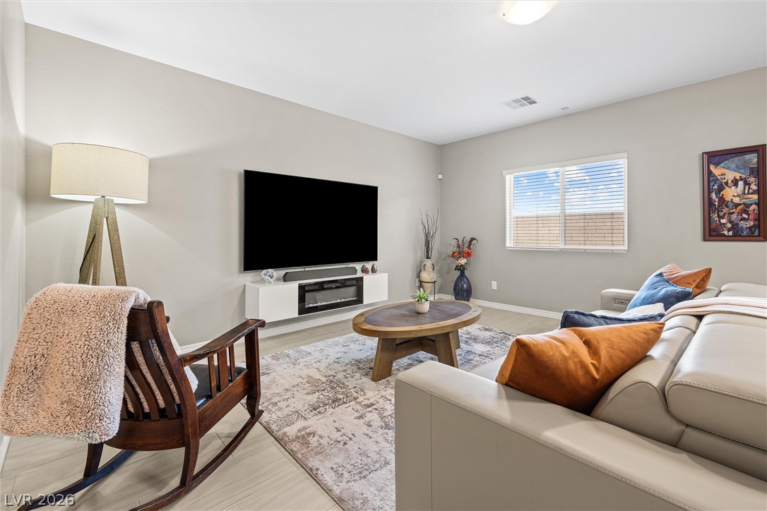 7058 Noah Raven Street