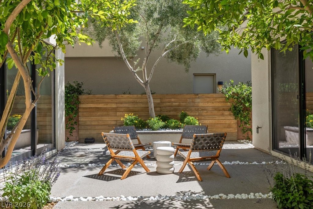 78 Pristine Glen Street