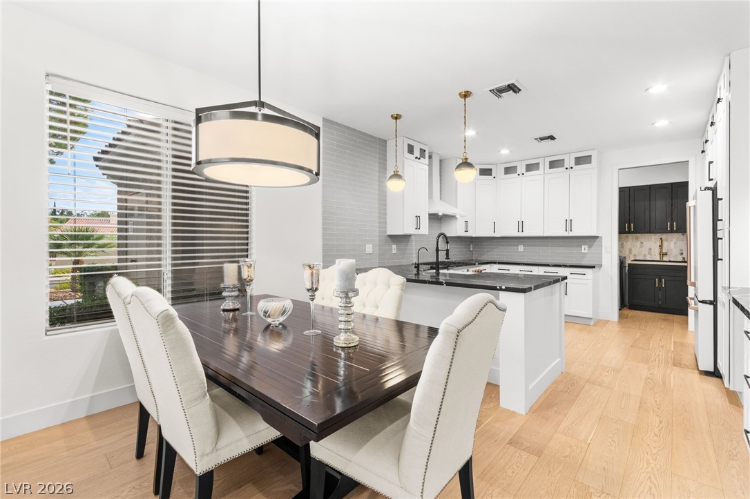 1920 Summer Palm Place 103