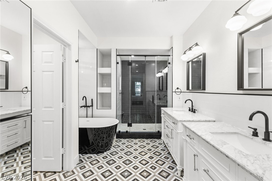 1920 Summer Palm Place 103
