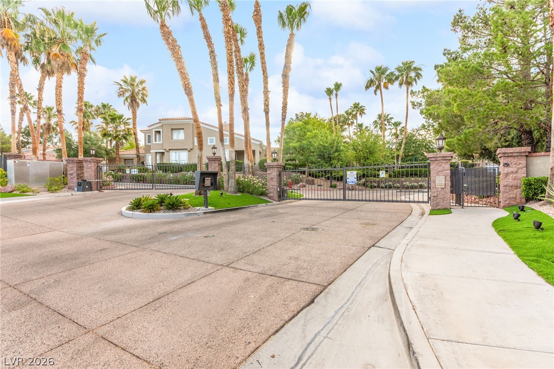 1920 Summer Palm Place 103
