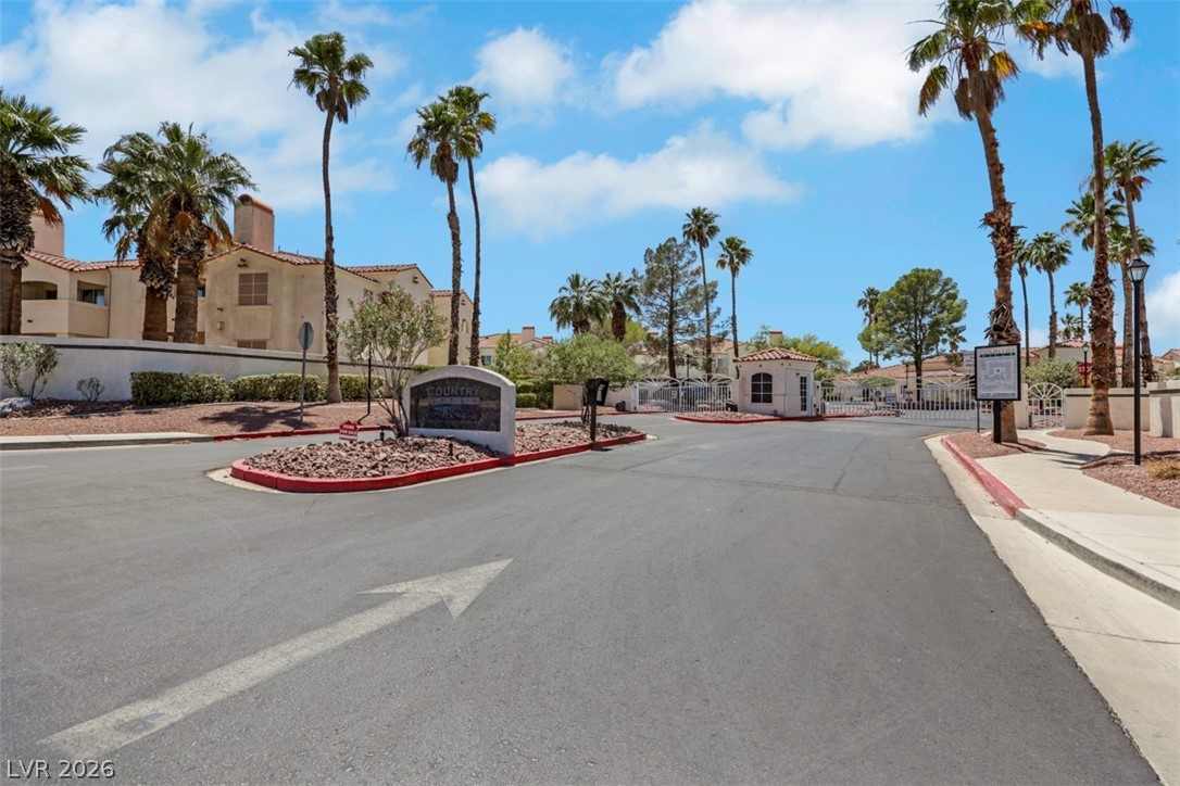 698 South Racetrack Road 1614