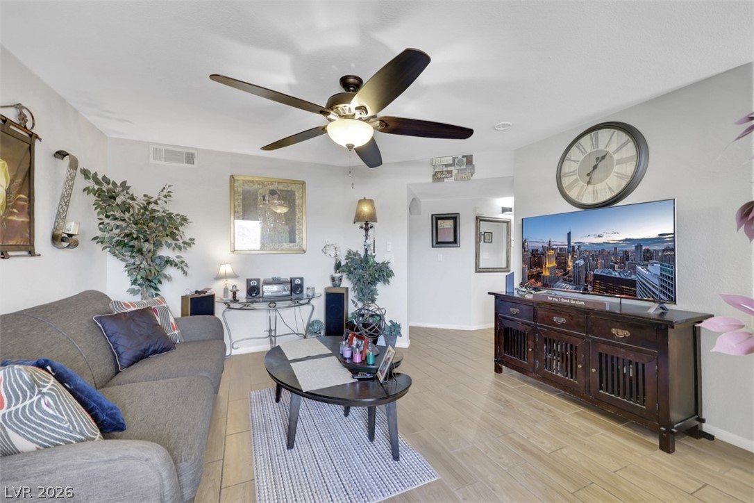 698 South Racetrack Road 1614