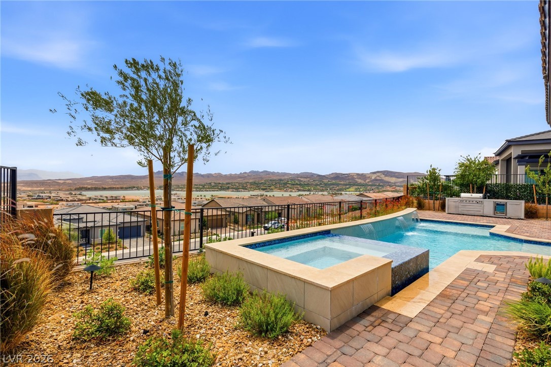160 Stone Mesa Court
