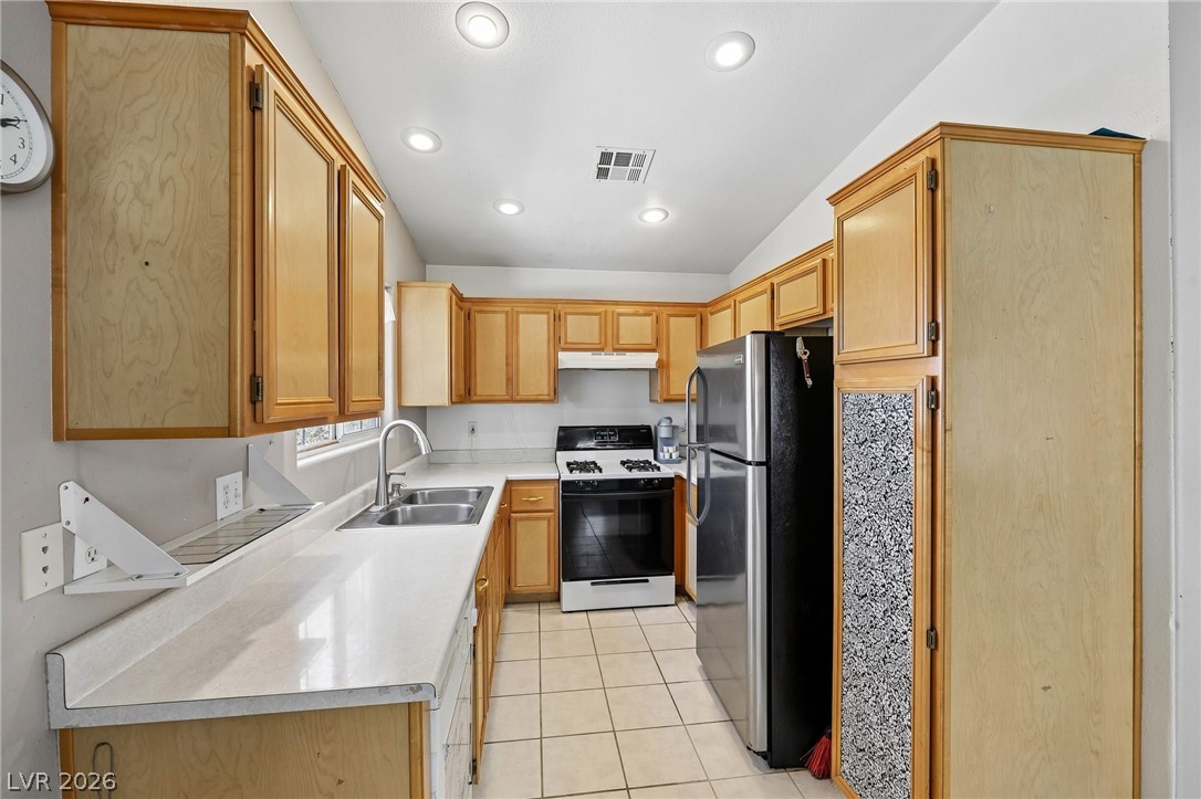 5804 Chisolm Trail