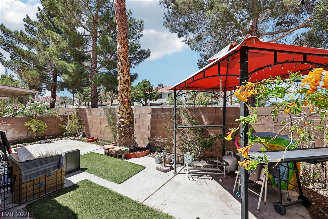 5804 Chisolm Trail