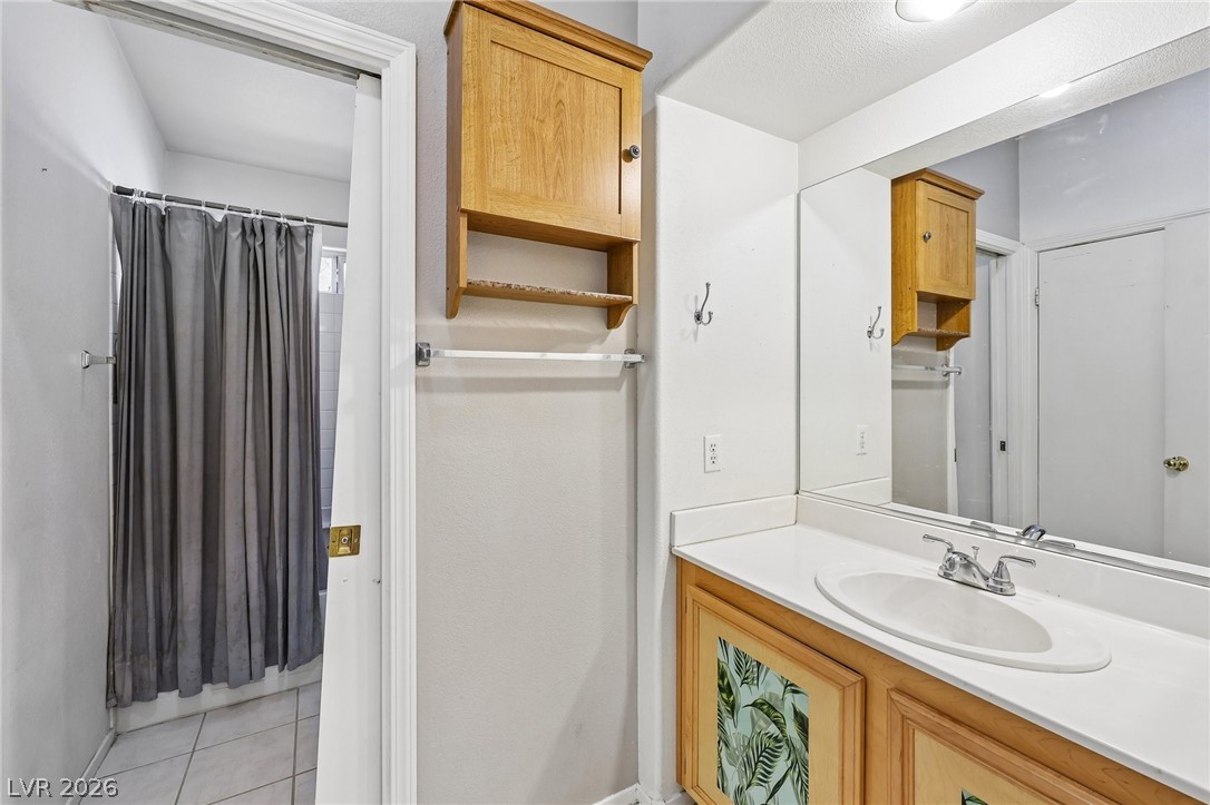 5804 Chisolm Trail
