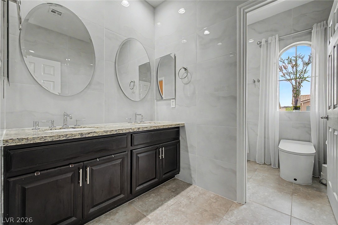 995 Cedar Cliff Court