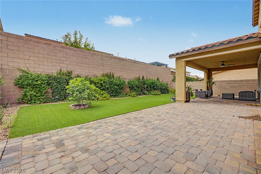 995 Cedar Cliff Court