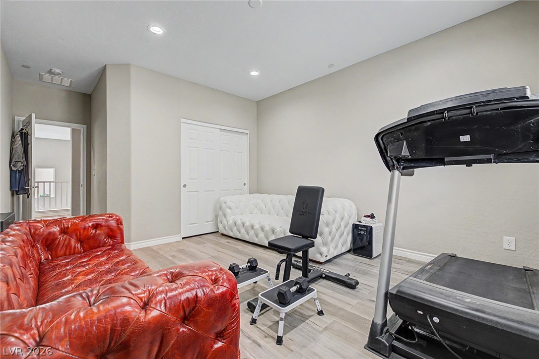 995 Cedar Cliff Court