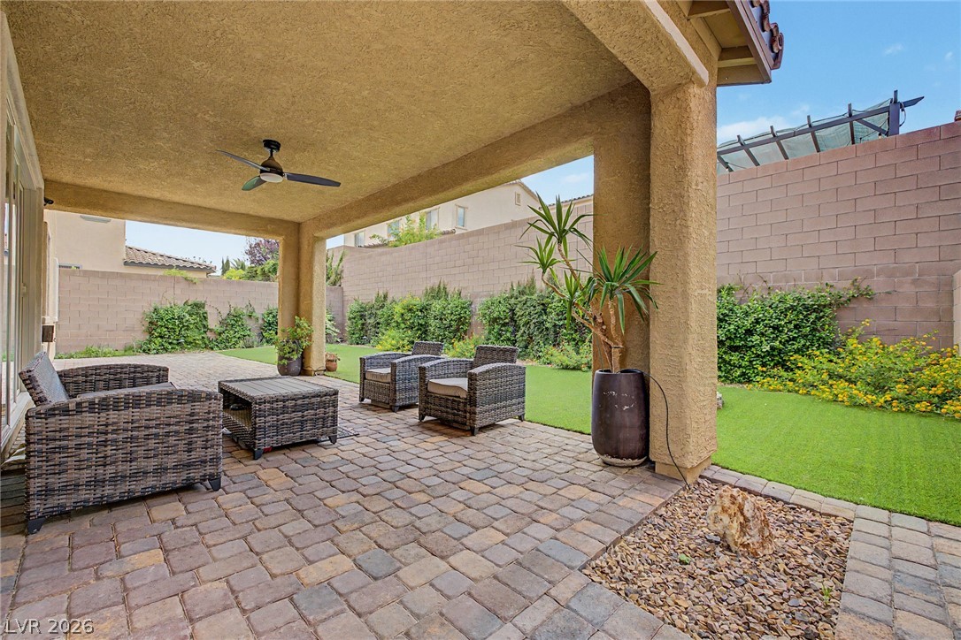 995 Cedar Cliff Court