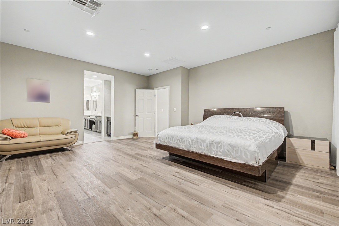 995 Cedar Cliff Court