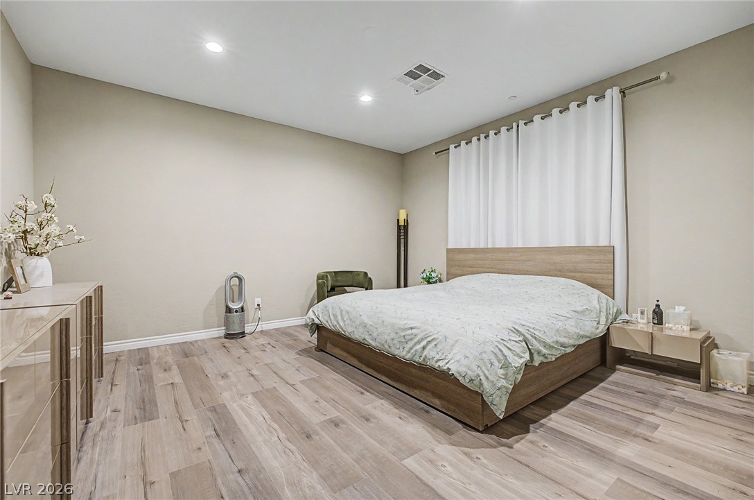 995 Cedar Cliff Court