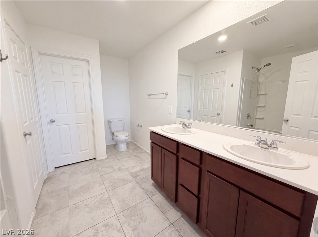 932 East Dorrell