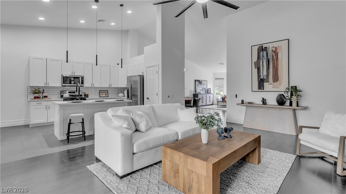 11208 Dell Cliffs Court
