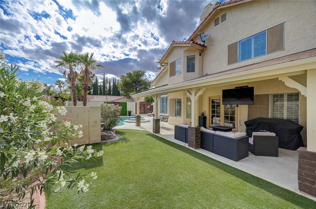 9421 Crown Vista Lane